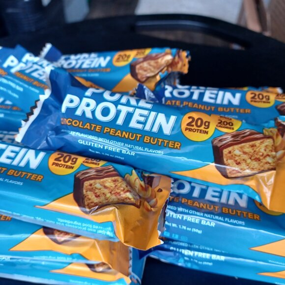Pure Protein Chocolate Peanut Butter Bars, 20 count (Barras de Proteína) - Picture 7 of 8